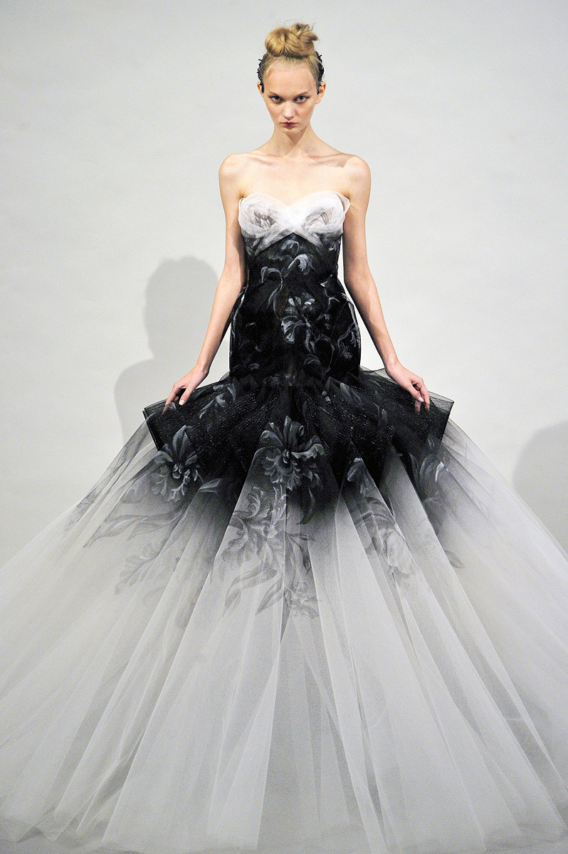 Ready to wear Spring Summer 2011 Marchesa York September 2010