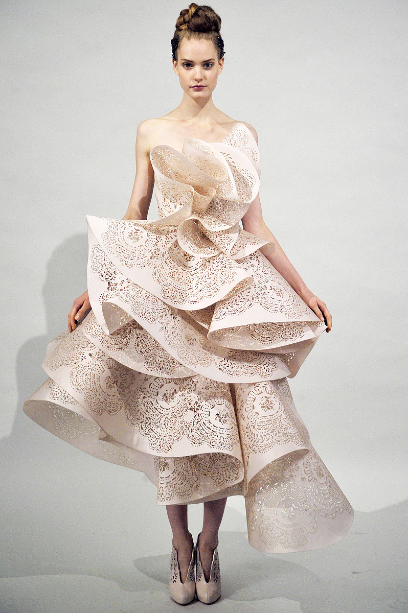 Ready to wear Spring Summer 2011 Marchesa York September 2010