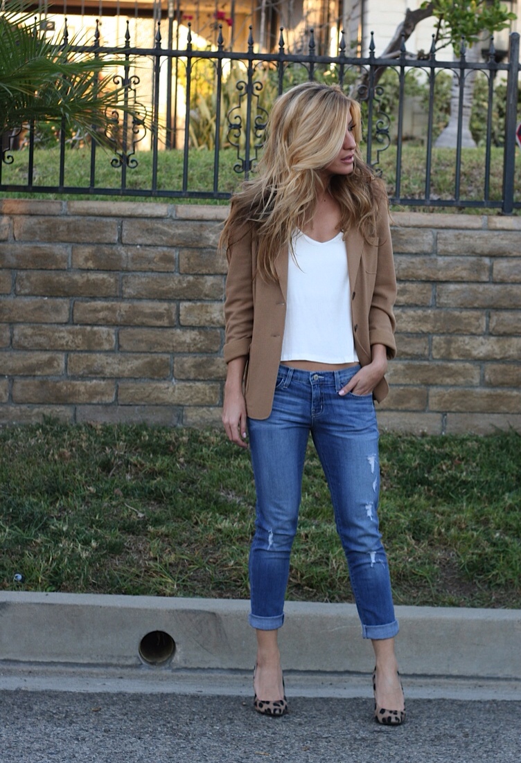 photo 2-10