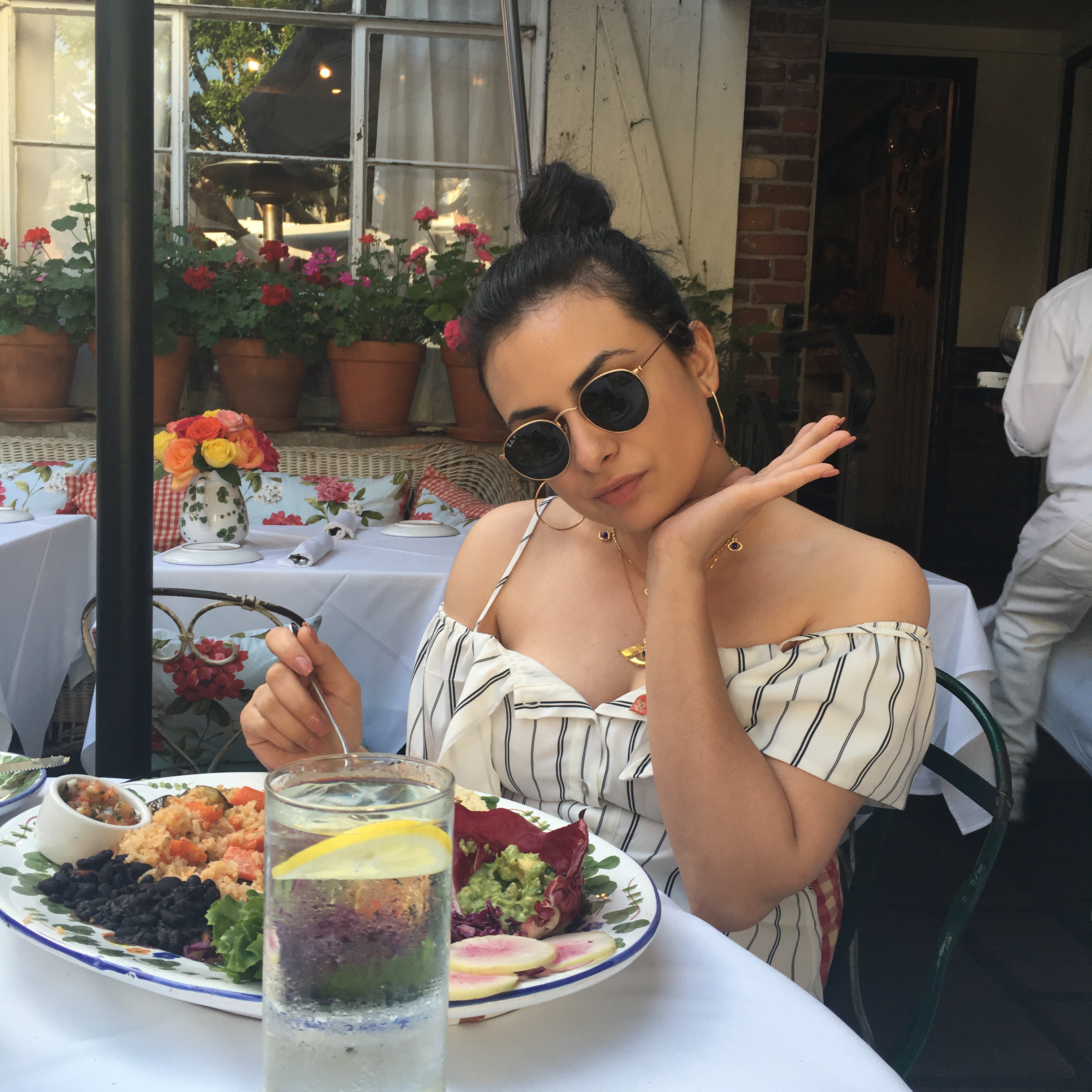 how to wear an off shoulder top